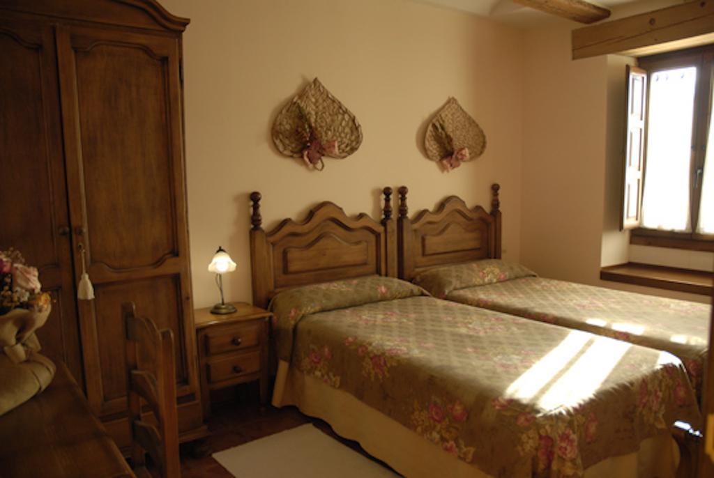 Parador De Santa Rita Molina de Aragon Luaran gambar